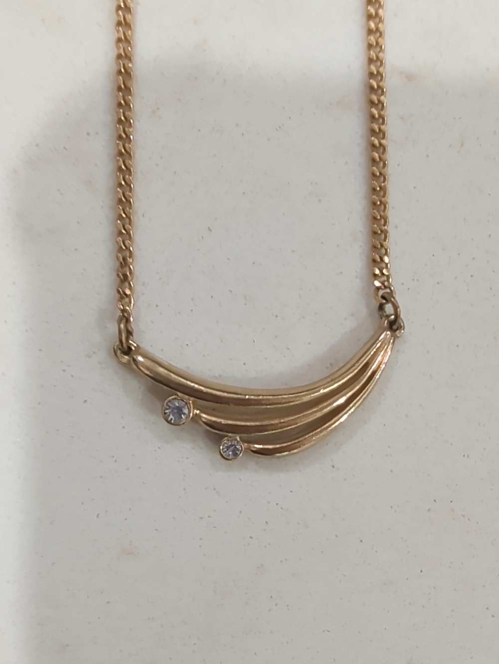 Vintage Gold Shooting Star Pendant Necklace with Crystal Accents